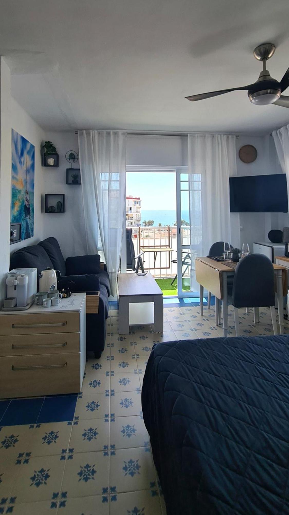 Estudio Mediterraneo Nerja Bagian luar foto